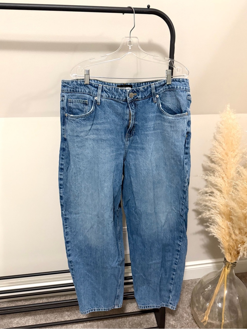Fashion Nova Medium Wash Mom Jeans Size XL/18